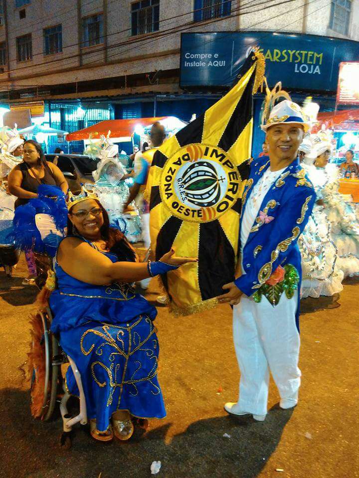 Lu Rufino e Linclon Pereira, casal de mestre-sala e porta-bandeira do Império da Zona Oeste