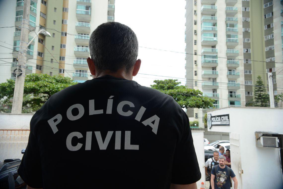 Polícia combate grupo criminoso que extorquia comerciantes no Rio