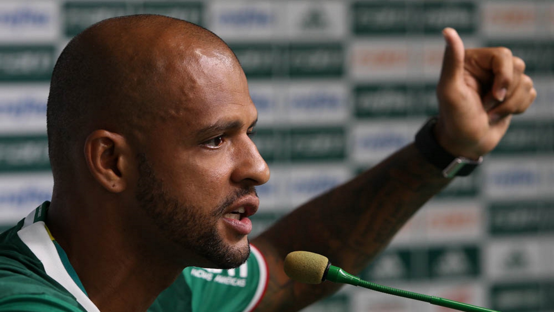 ‘Em outros estados não tem mais vírus?’: questiona Felipe Melo sobre Paulistão no Rio de Janeiro