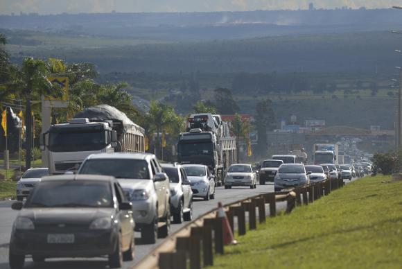 Com o feriado, rodovias de São Paulo devem receber 1,7 milhão de veículos