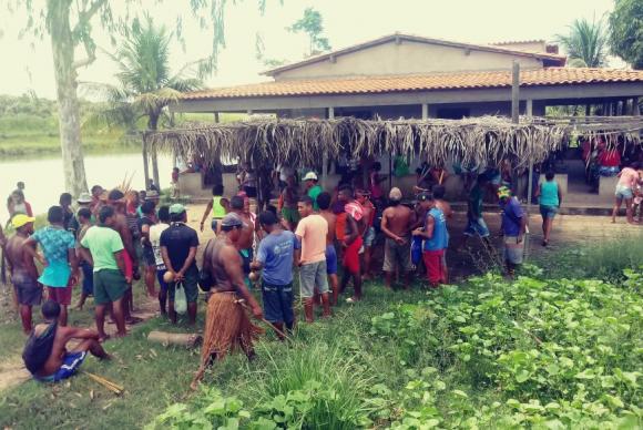 Ataque a aldeia deixa treze índios feridos no Maranhão