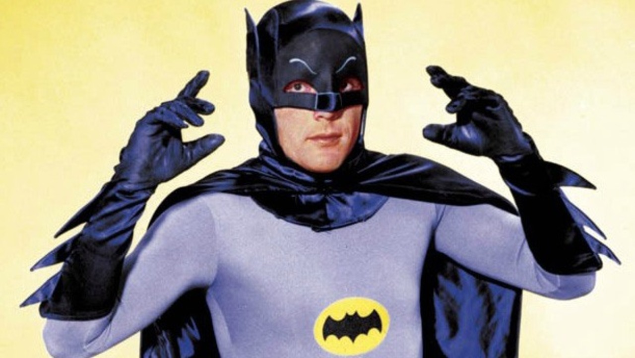 Morre ator que interpretou ‘Batman’ na televisão