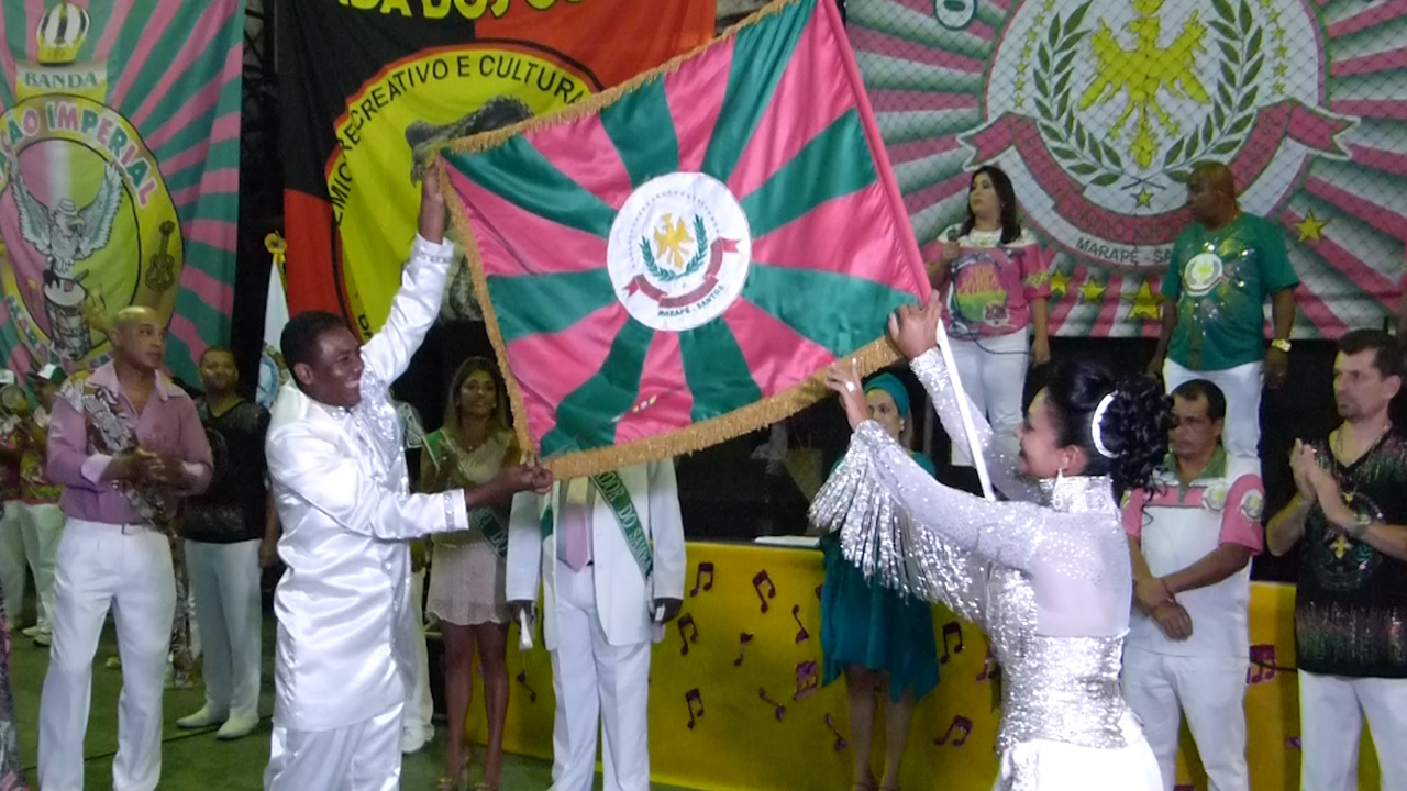 Vídeo: União Imperial faz festa para escolha de samba e apresentação de pavilhão para 2018
