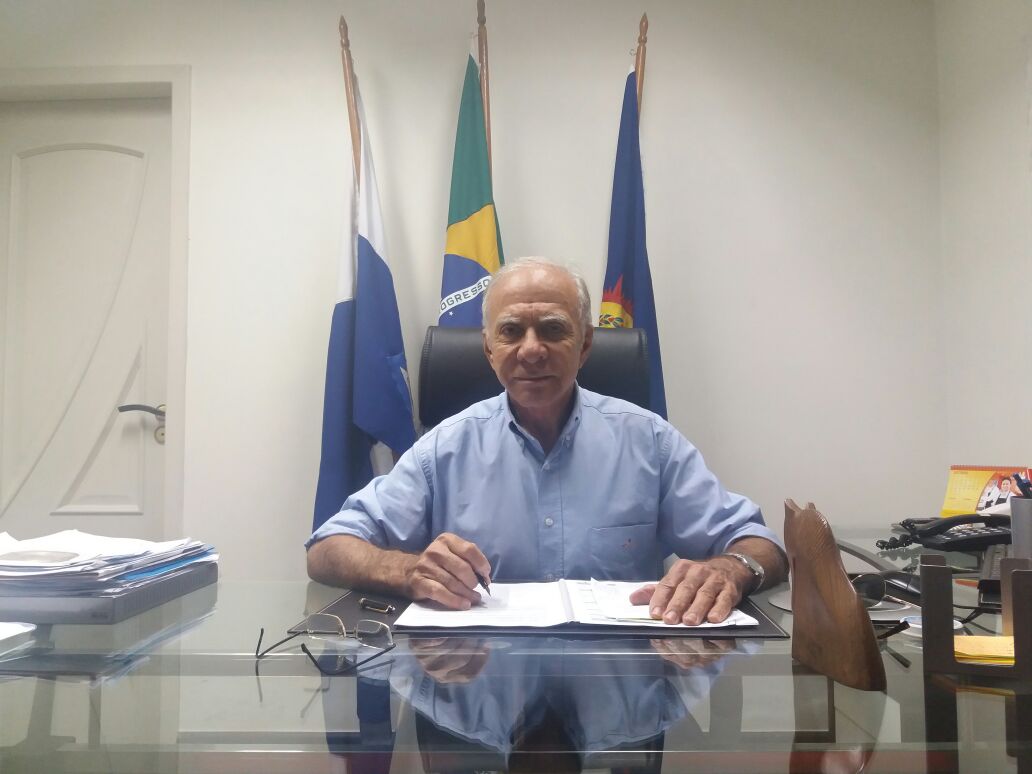 AME-RJ apoia decisão do comandante da PM de retomar o programa das UPPs