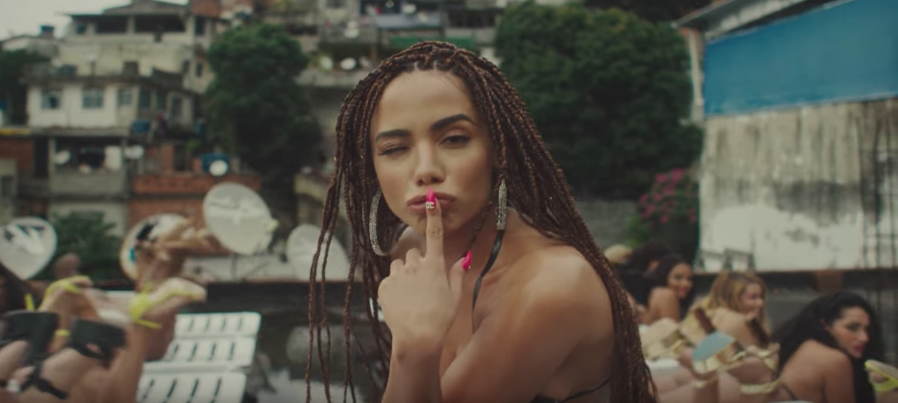 Anitta está no limite perigoso do sucesso inaceitável