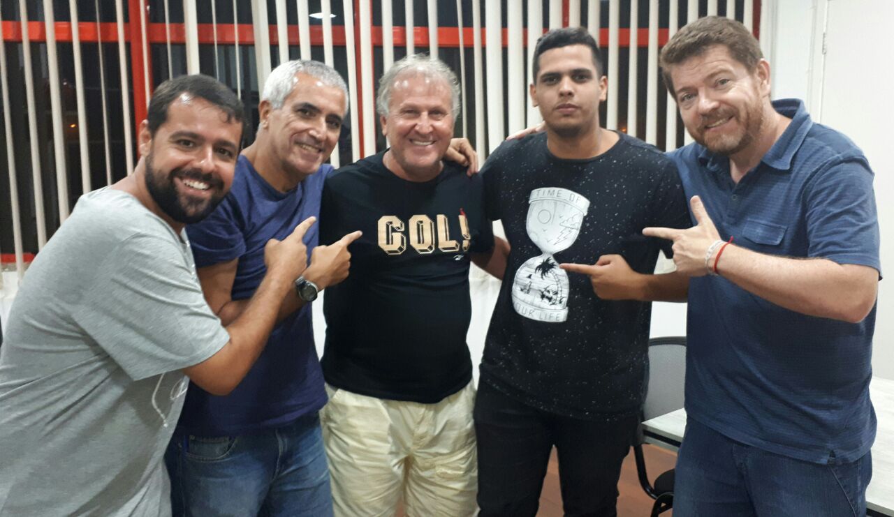 Estreia da Rádio SRzd: Zico mostra entusiasmo com equipe de esportes e diz que quer ouvir ´Que lindo´