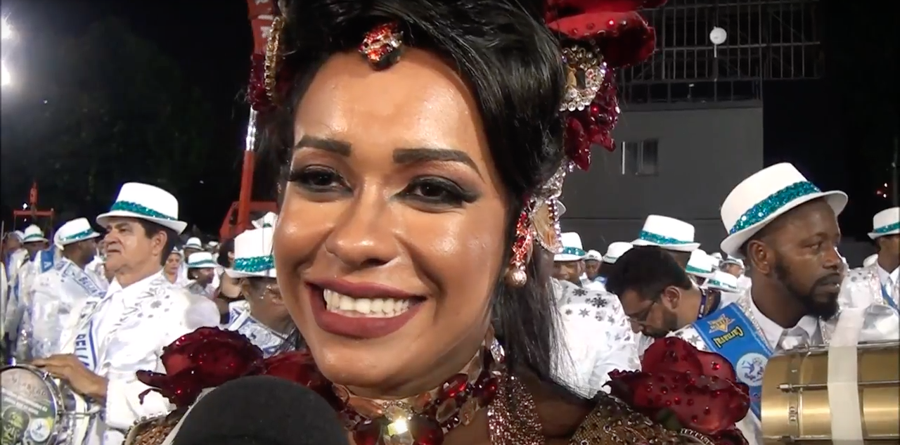 Rainha de bateria, Raissa de Oliveira fala da sensação de mais um título para a Beija-Flor