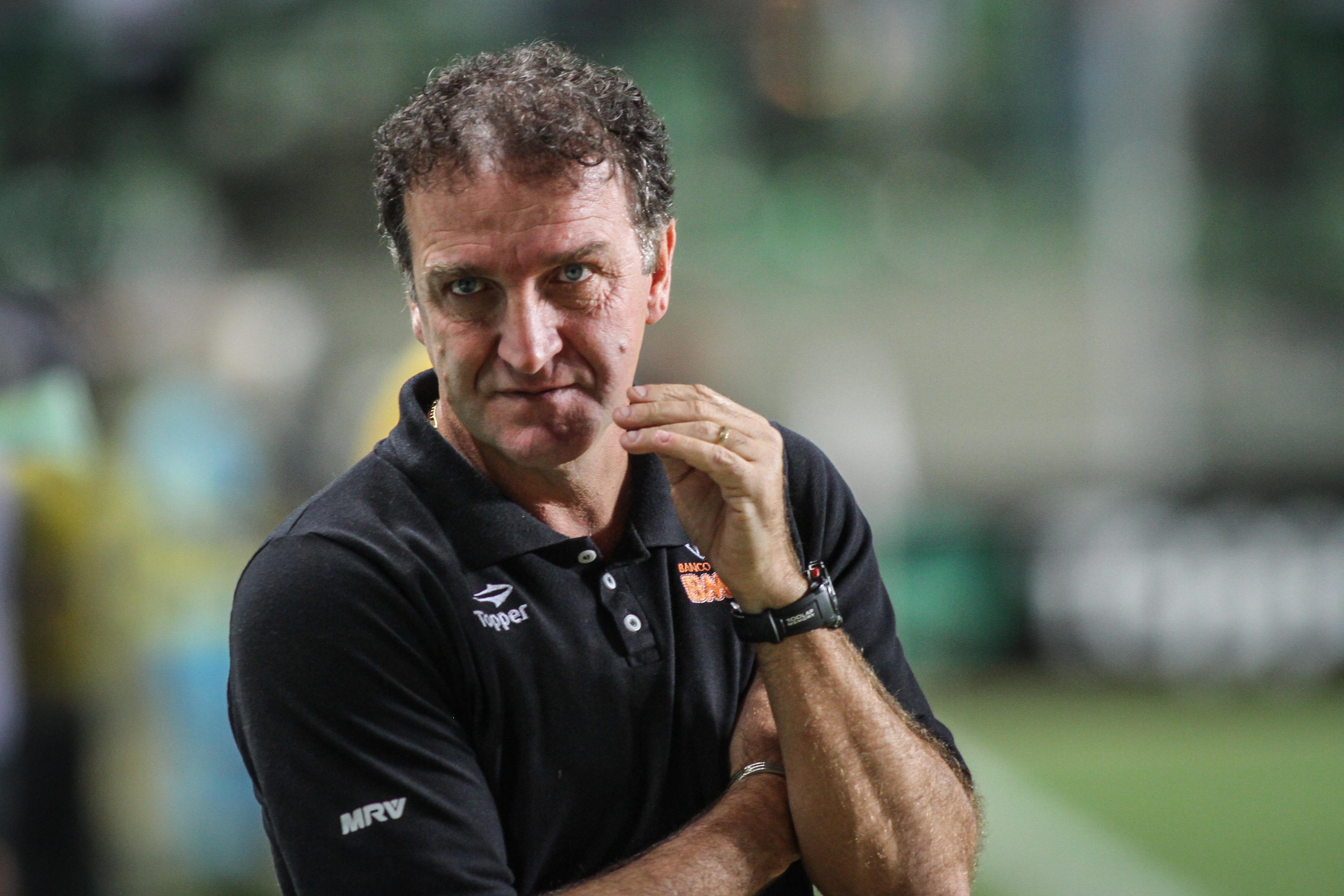 Cuca é anunciado como novo técnico do Santos
