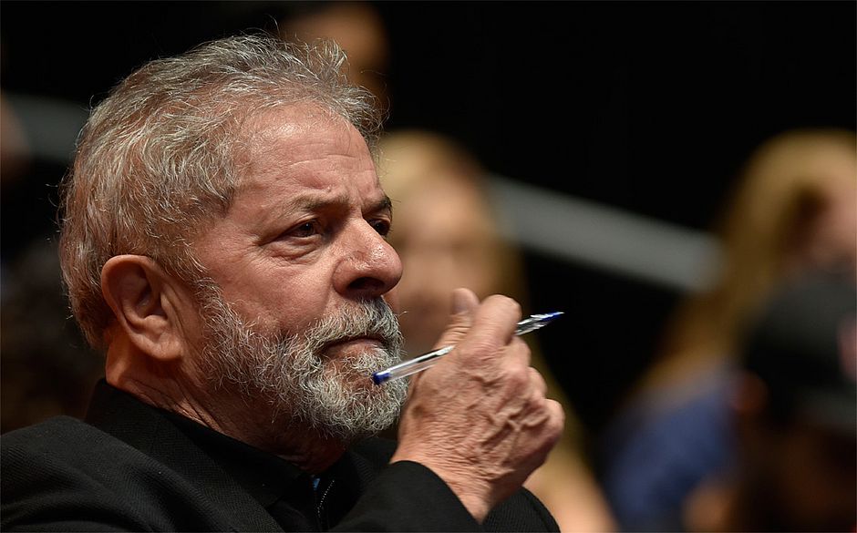 Lula segue líder: veja a primeira pesquisa para presidente após o debate