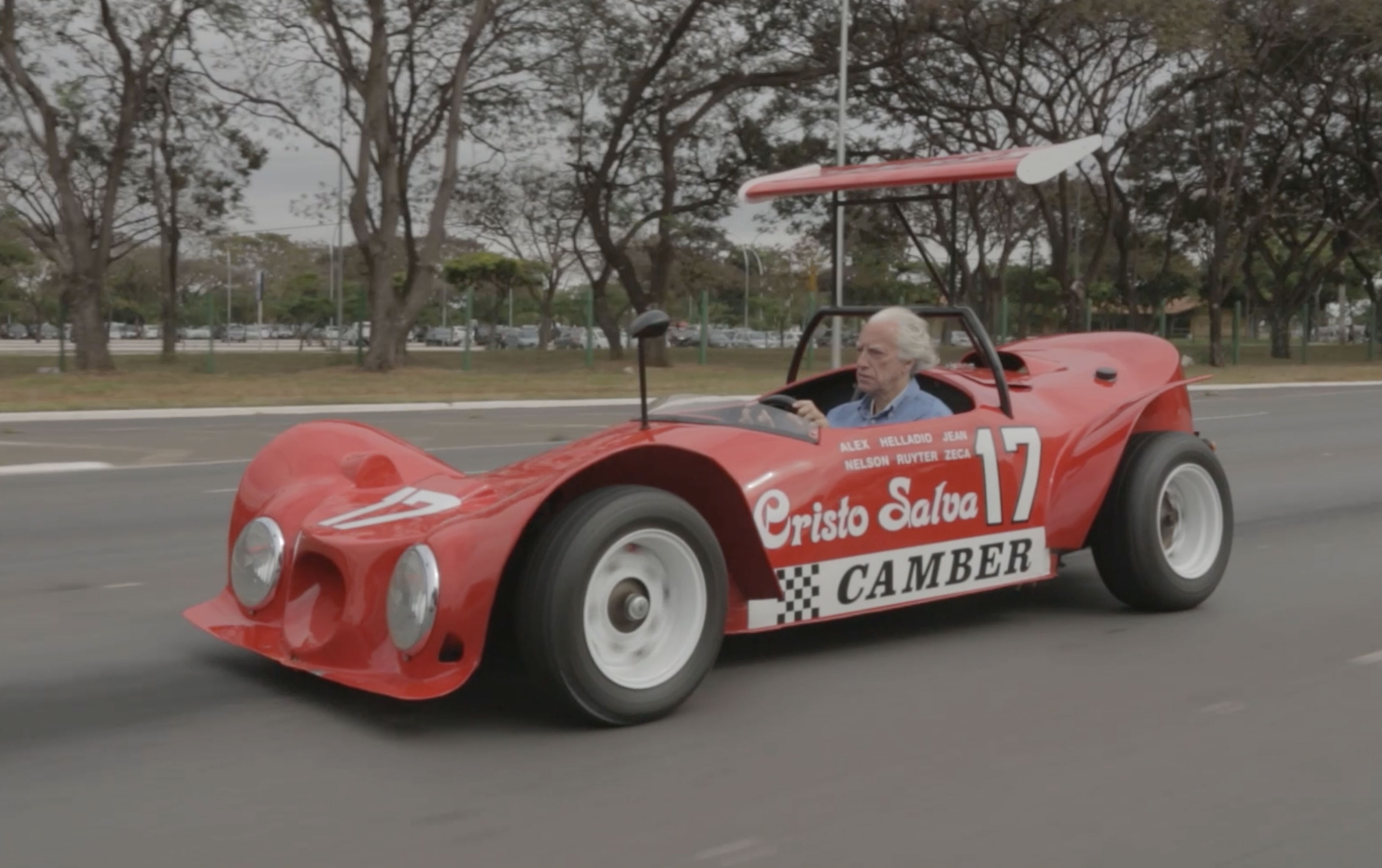 Documentário ‘O Fantástico Patinho Feio’ resgata história do automobilismo