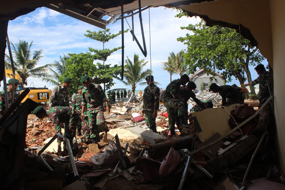 Terremoto atinge Indonésia uma semana após tsunami