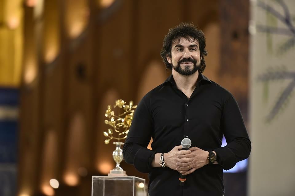 Padre Fábio de Melo sofre crise de pânico antes de show