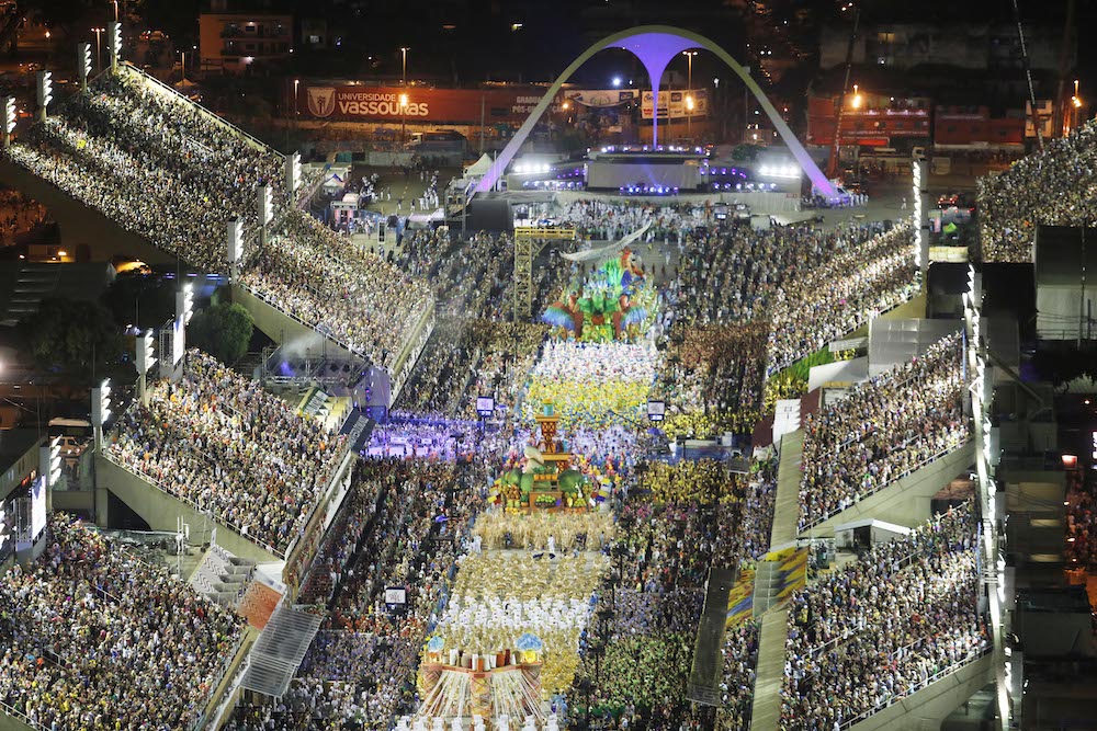 Confira a tabela de preços das frisas da Sapucaí para o Carnaval 2022