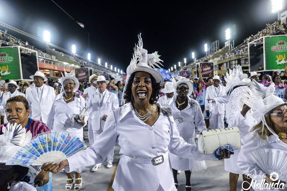 No Dia dos Avós, escolas de samba parabenizam suas velhas guardas