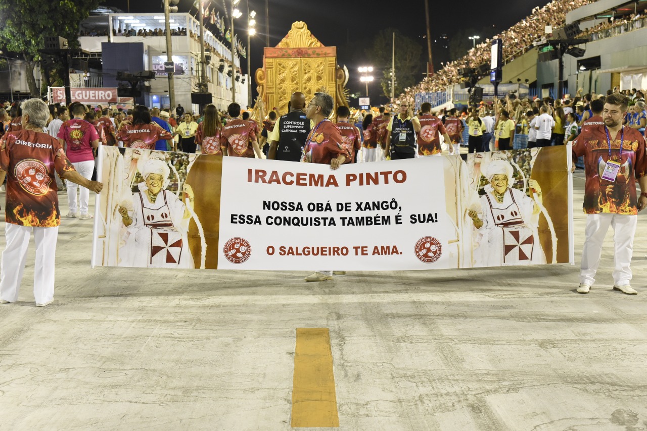 Campeãs 2019: Salgueiro homenageia Iracema Pinto e comemora volta nas campeãs