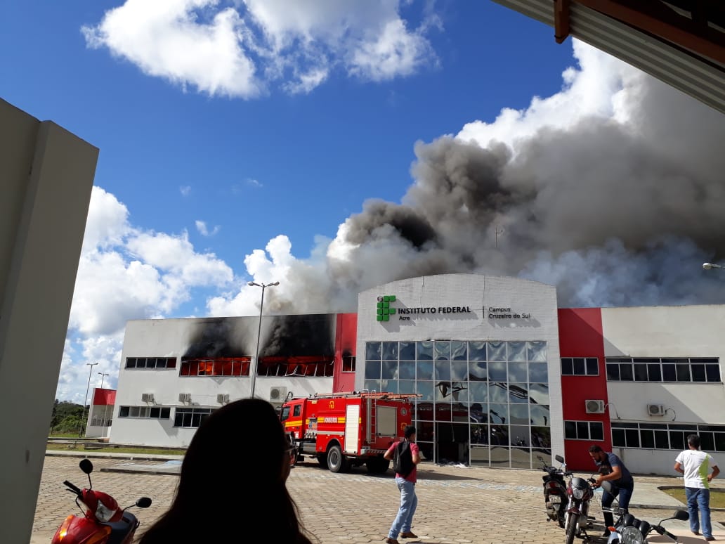 Incêndio em Instituto Federal do Acre destrói sonho de alunos de trabalhar com música