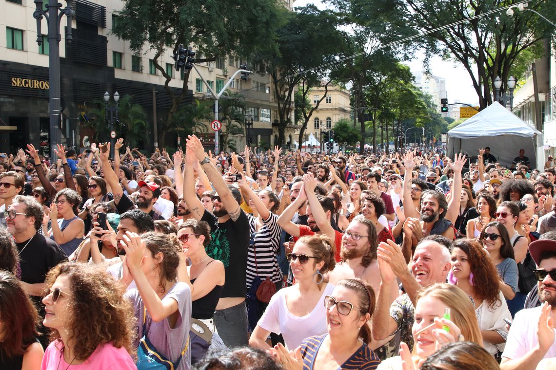 Bebê é abandonado no centro de São Paulo durante show da Virada Cultural