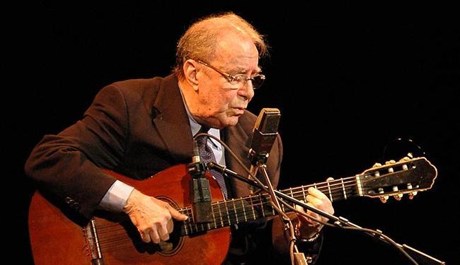 Luto na música popular brasileira: morre o cantor e compositor João Gilberto