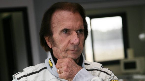 Emerson Fittipaldi tem CNH bloqueada e acumula dívidas que ultrapassam R$ 23 milhões