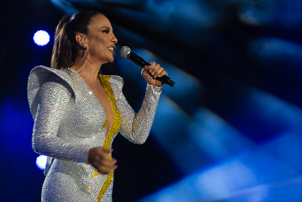 Ivete Sangalo anuncia documentário, parceria com Ludmilla e DVD da turnê de 30 anos