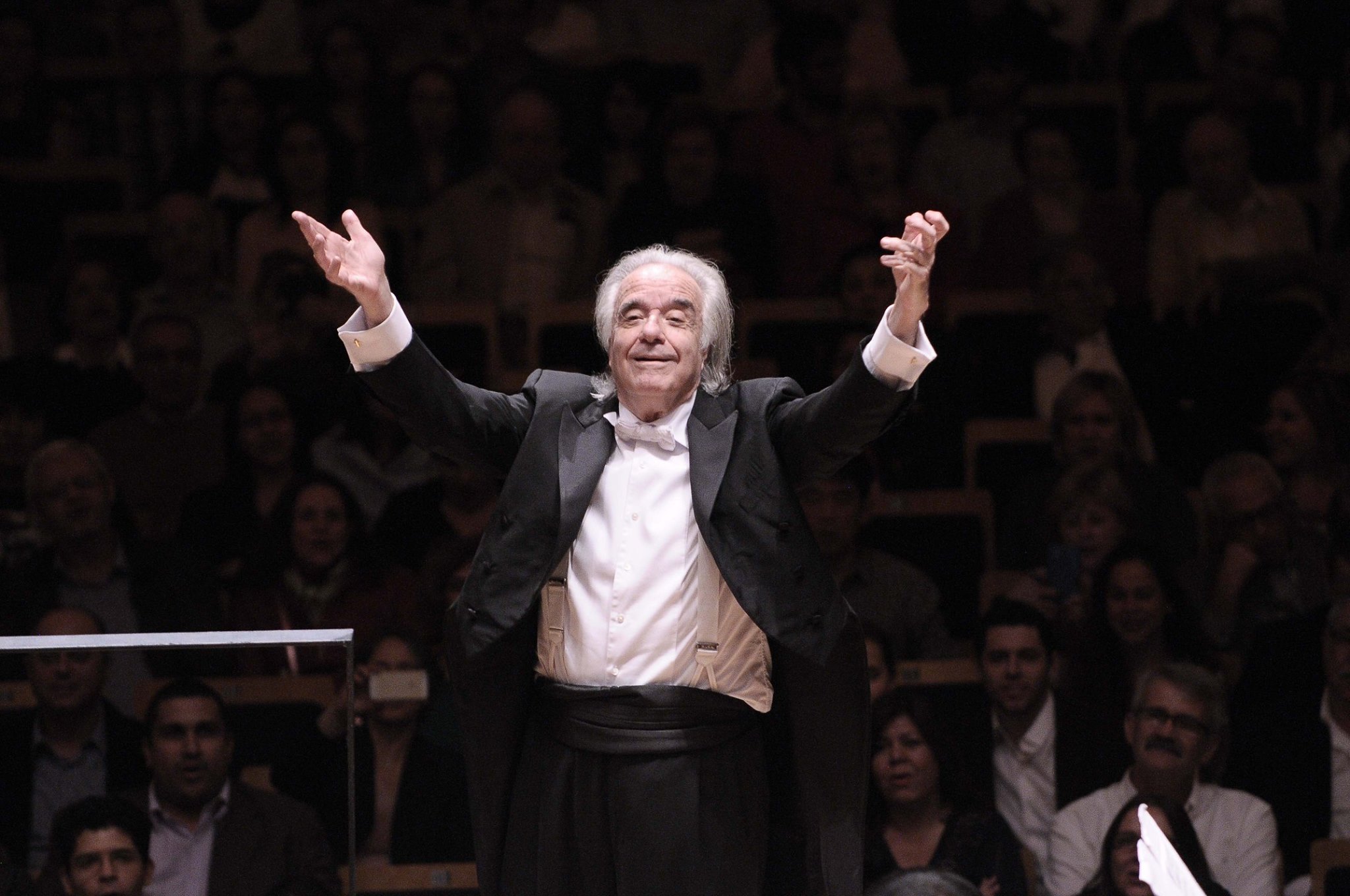 Bachiana Filarmônica Sesi-SP faz concerto grátis com ‘João Carlos Martins e os três tenores’”