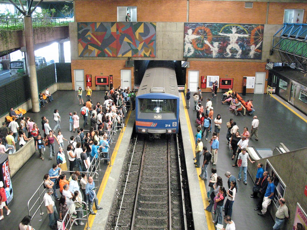 Metrô pode entrar em greve nesta quarta-feira em São Paulo