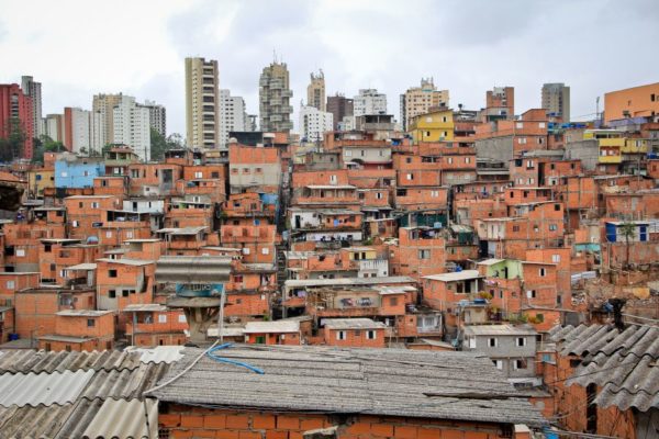 Mortos em Paraisópolis têm traumas compatíveis com pisoteamento