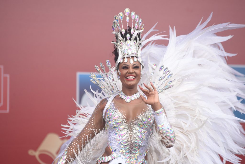 ‘O samba abre fronteiras’: Camila Silva será rainha de festival de samba alemão