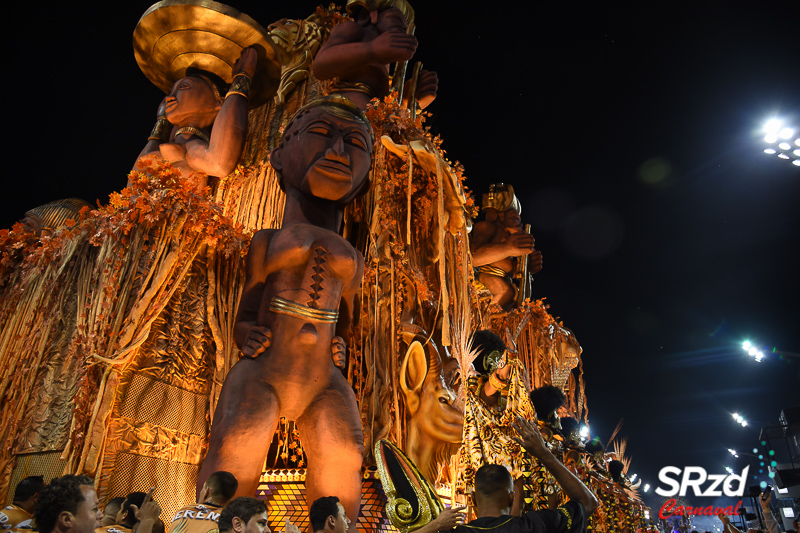 Cancelamento do Carnaval 2021 é abordado em documentário da Gaviões da Fiel