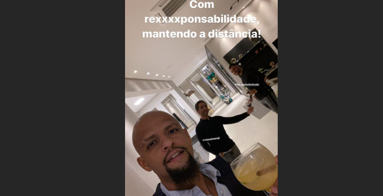 Felipe Melo dá festa de aniversário com convidados sem máscaras em meio à pandemia