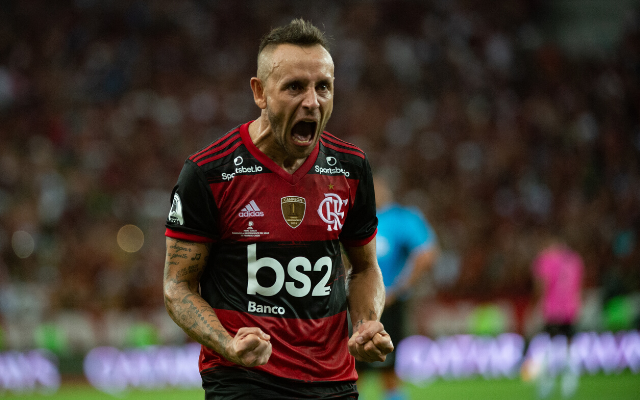 Ex diz ter descoberto traição de Rafinha, que está de saída do Flamengo