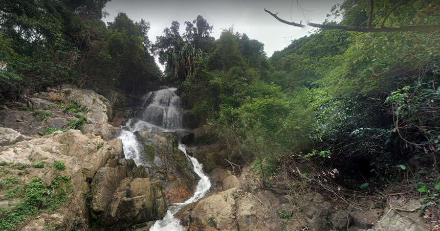 Turista morre ao tentar tirar selfie em cachoeira na Tailândia