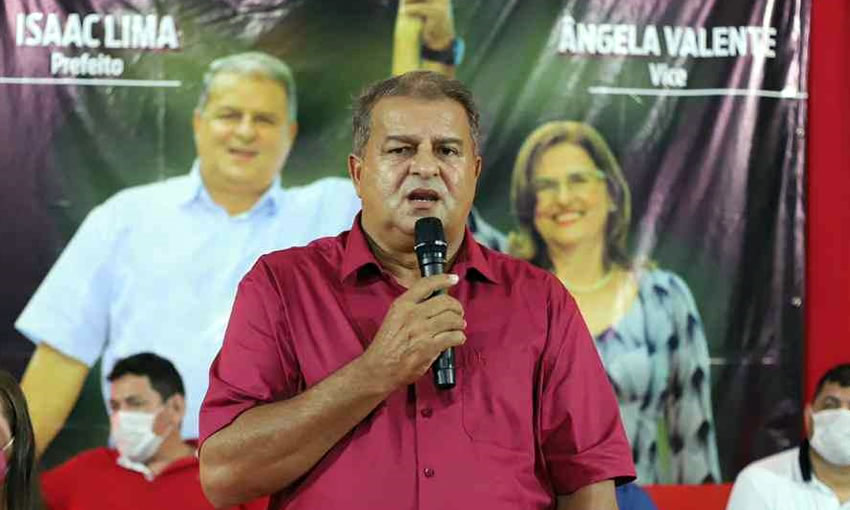 Após ser reeleito, prefeito aumenta próprio salário para mais de R$ 15 mil