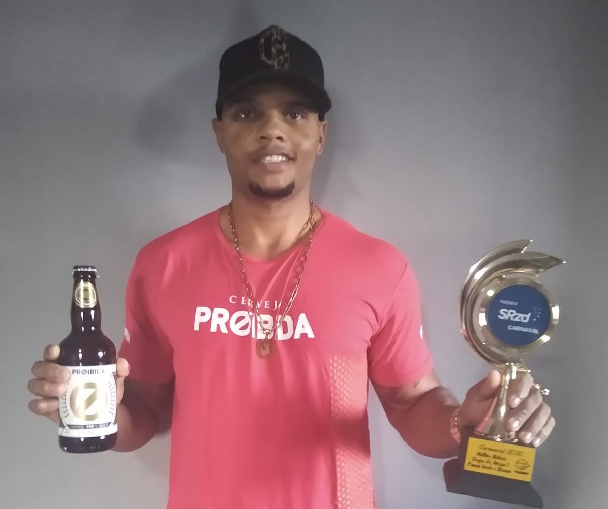 ‘Espero que venha mais’: mestre de bateria da Camisa Verde e Branco comemora troféu do SRzd