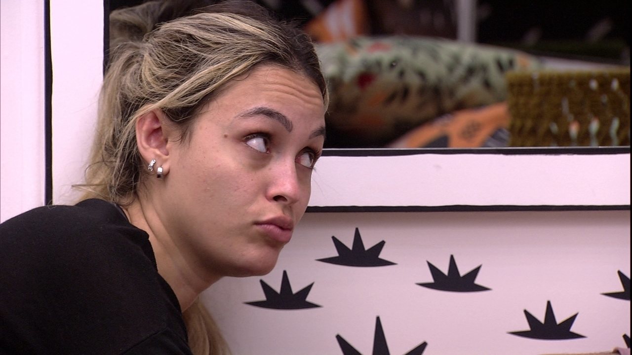 BBB 21: Sarah descarta Karol Conká e aponta quem irá mandar ao paredão