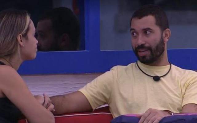 ‘BBB 21’: Sarah surta com Gil para defender Rodolffo: ‘Cala a tua boca’