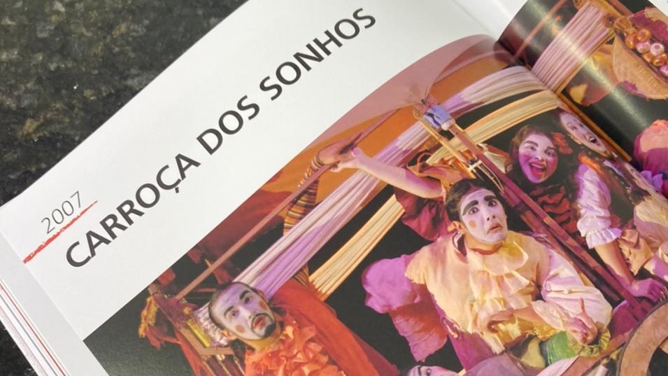 Livro que celebra os 40 anos do grupo teatral Creche na Coxia é lançado nesta quinta