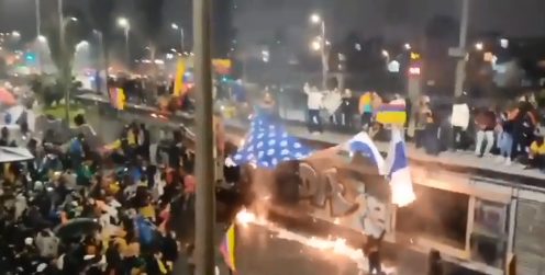 Colômbia tem novos protestos, repressão aumenta e há intervenção militar