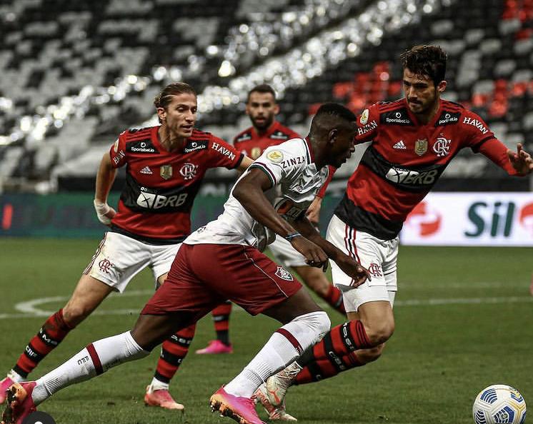 Fluminense vence o Flamengo; confira o comentário