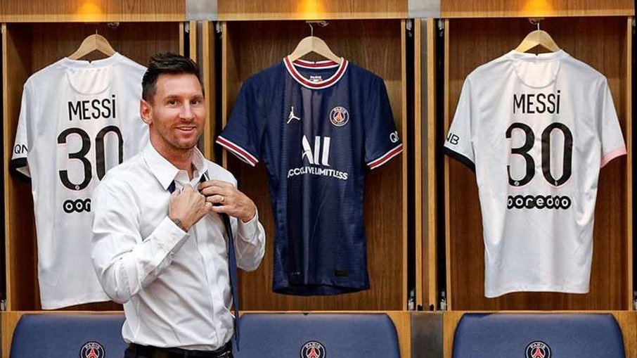 Messi concede primeira entrevista com jogador do PSG; veja os destaques