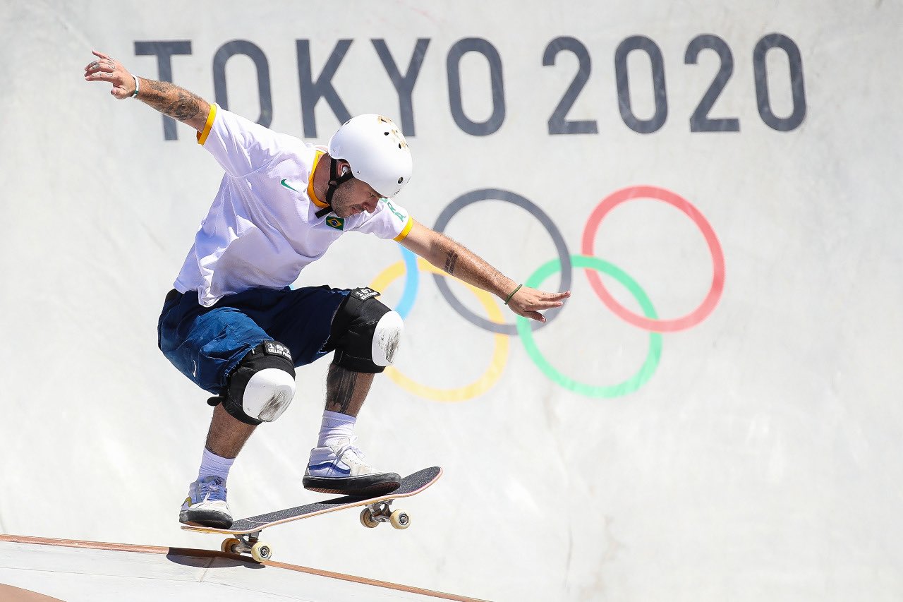 Pedro Barros brilha no skate park e garante medalha de prata para o Brasil