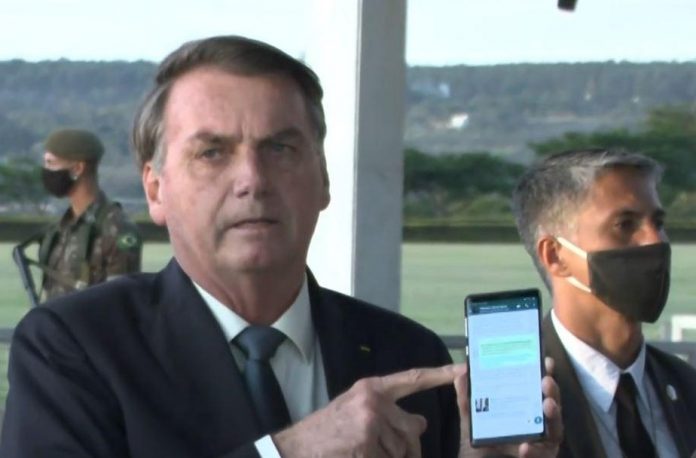 Bolsonaro critica Moraes e diz que bloquear Telegram é ‘inadmissível’ e ‘pode causar até óbito’