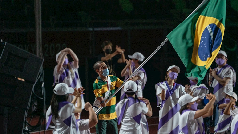 Com superação e diversidade, cerimônia encerra Jogos Paralímpicos de Tóquio