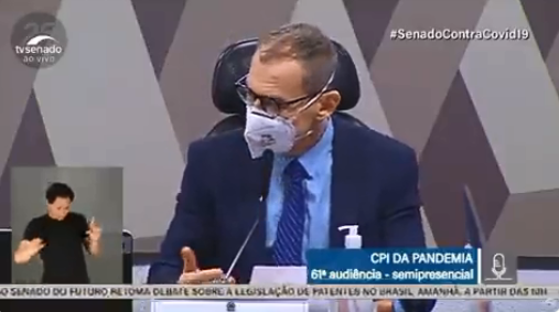 Termo homofóbico se espalha nas redes após desabafo de senador na CPI; veja