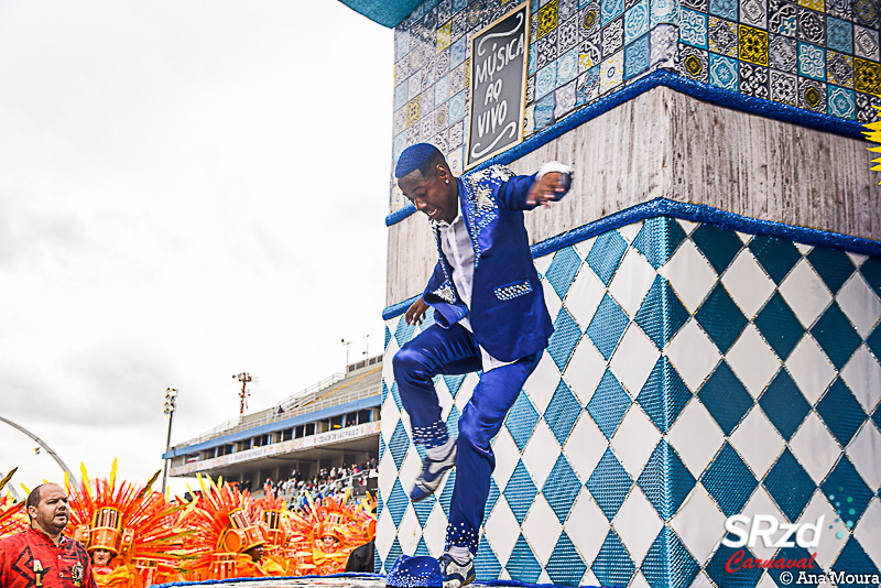 Quadra da Nenê de Vila Matilde recebe velório de Jhonata Henrique, passista do Carnaval de São Paulo