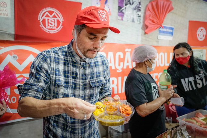 O camarão da discórdia: preço dos alimentos explica quentinha de Wagner Moura