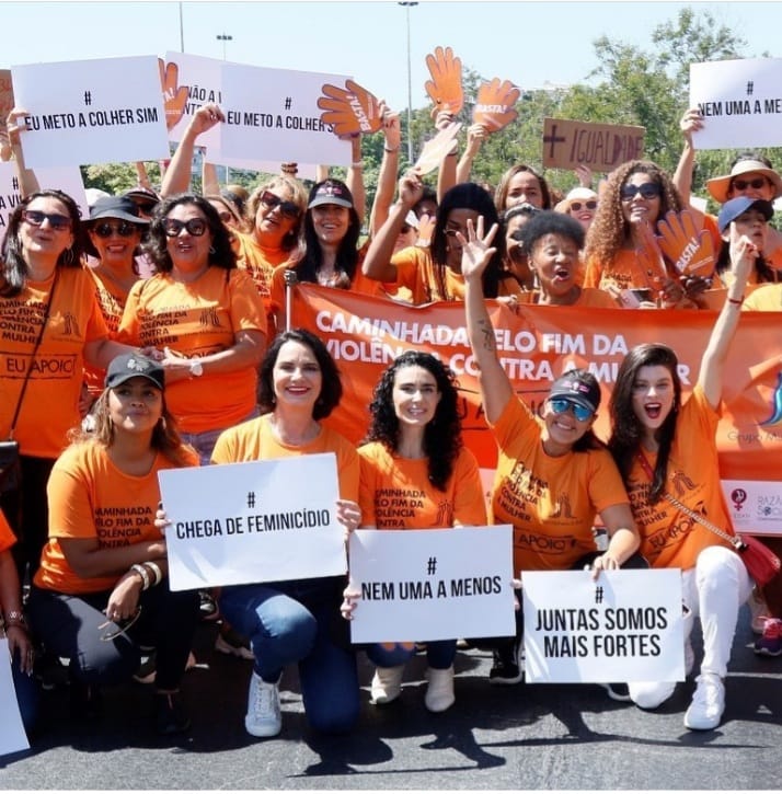 Mulheres realizam caminhada pelo fim da violência em 40 cidades do Brasil e do exterior