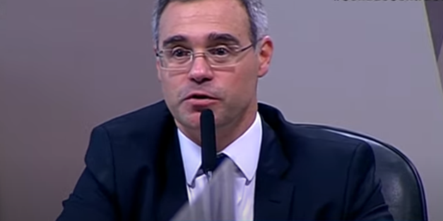 Novo ministro do STF, Mendonça diz defender o casamento gay