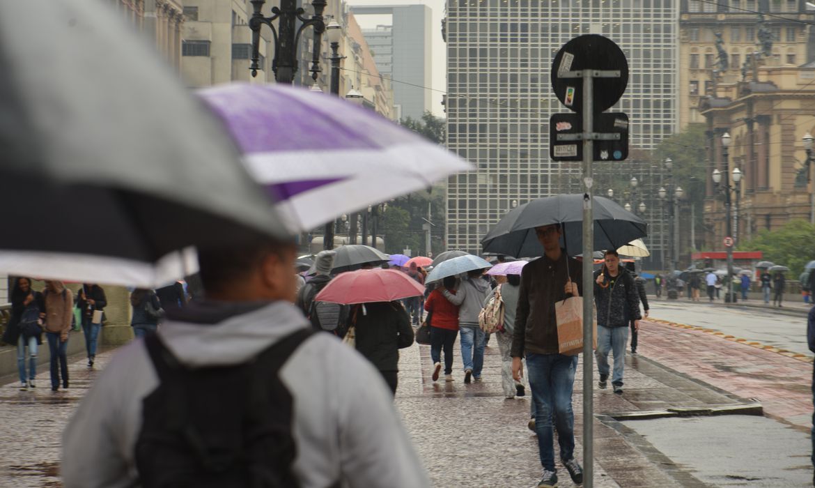 Queda brusca na temperatura: médico alerta para cuidados com a saúde