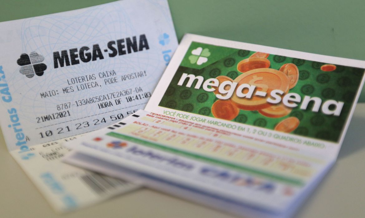 Mega-Sena acumula e quina faz 47 ganhadores; veja dezenas